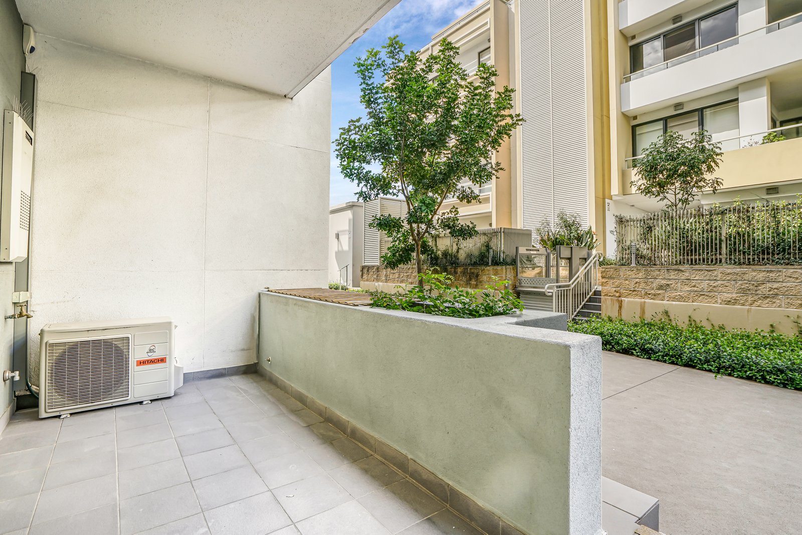 72/56-66 Lakeside Parade JORDAN SPRINGS 10