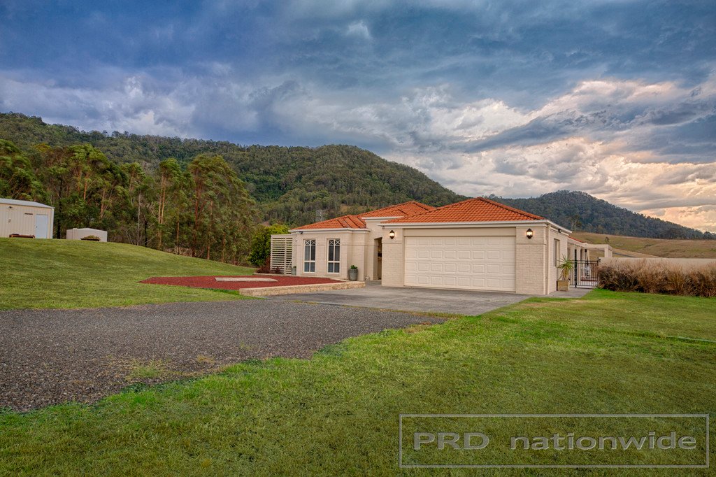 725a Lambs Valley Rd  LAMBS VALLEY 3