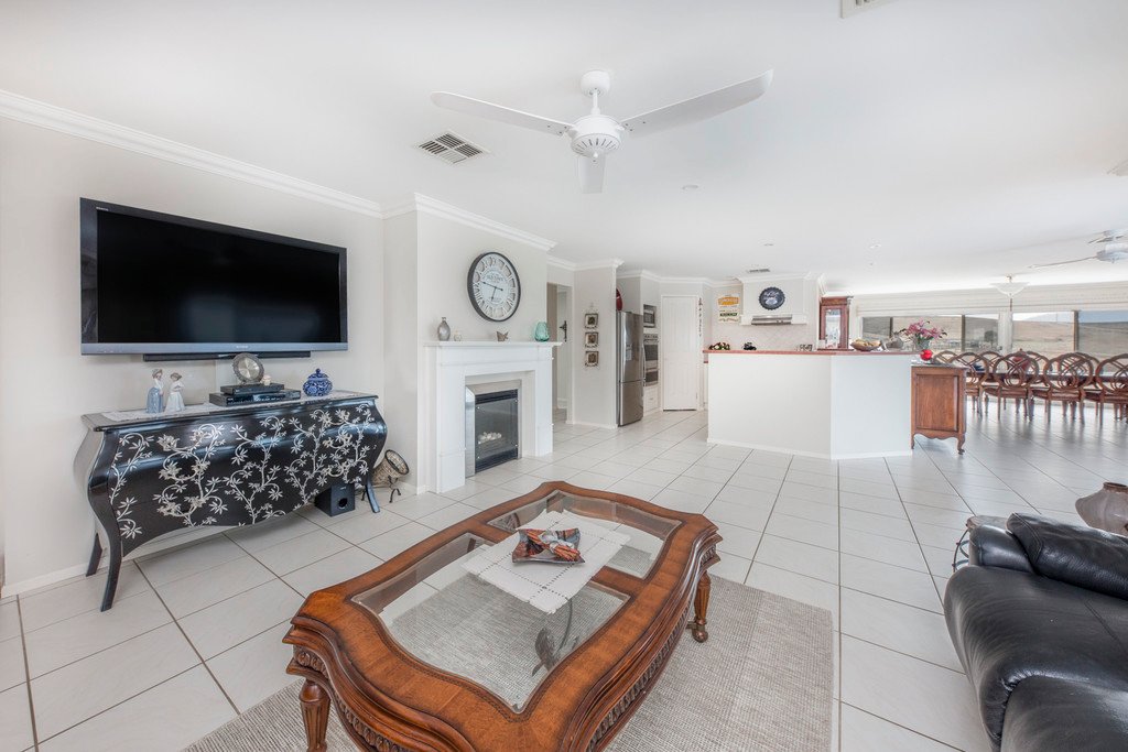 725a Lambs Valley Rd  LAMBS VALLEY 4