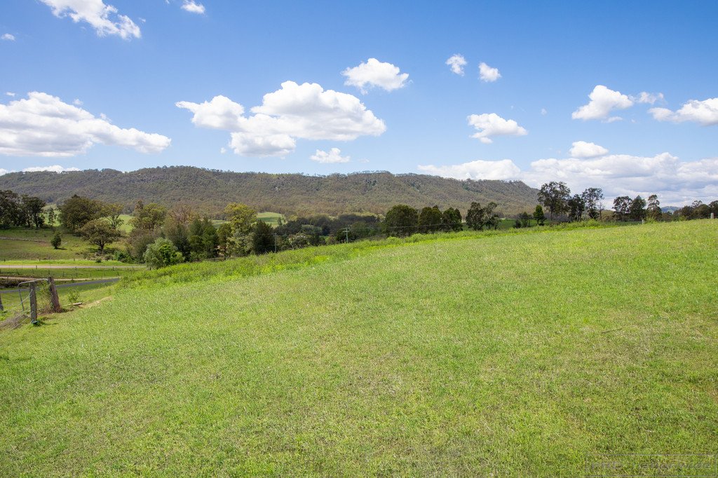 725A Lambs Valley Road LAMBS VALLEY 6