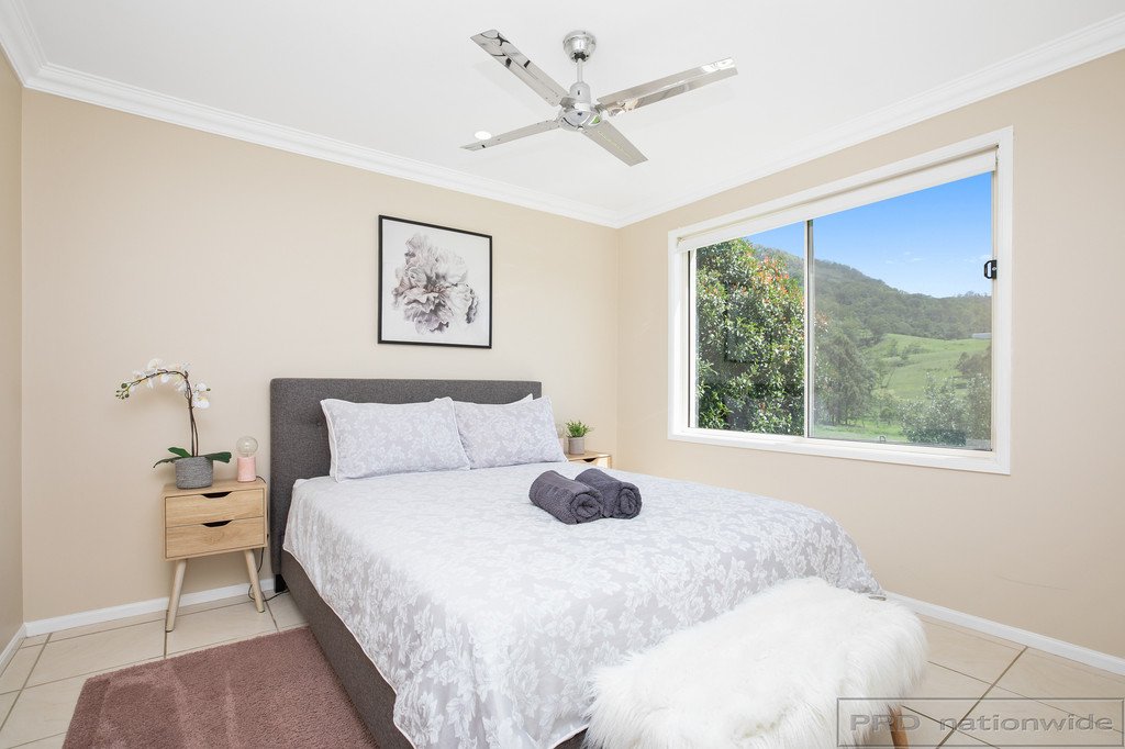 725A Lambs Valley Road LAMBS VALLEY 10