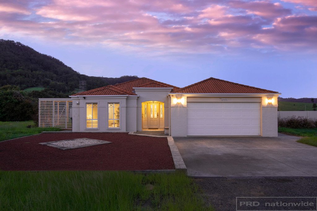 725A Lambs Valley Road LAMBS VALLEY 11