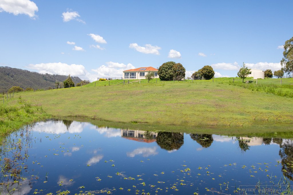 725A Lambs Valley Road LAMBS VALLEY 15