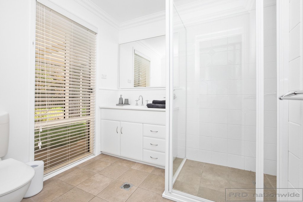 725A Lambs Valley Road LAMBS VALLEY 24