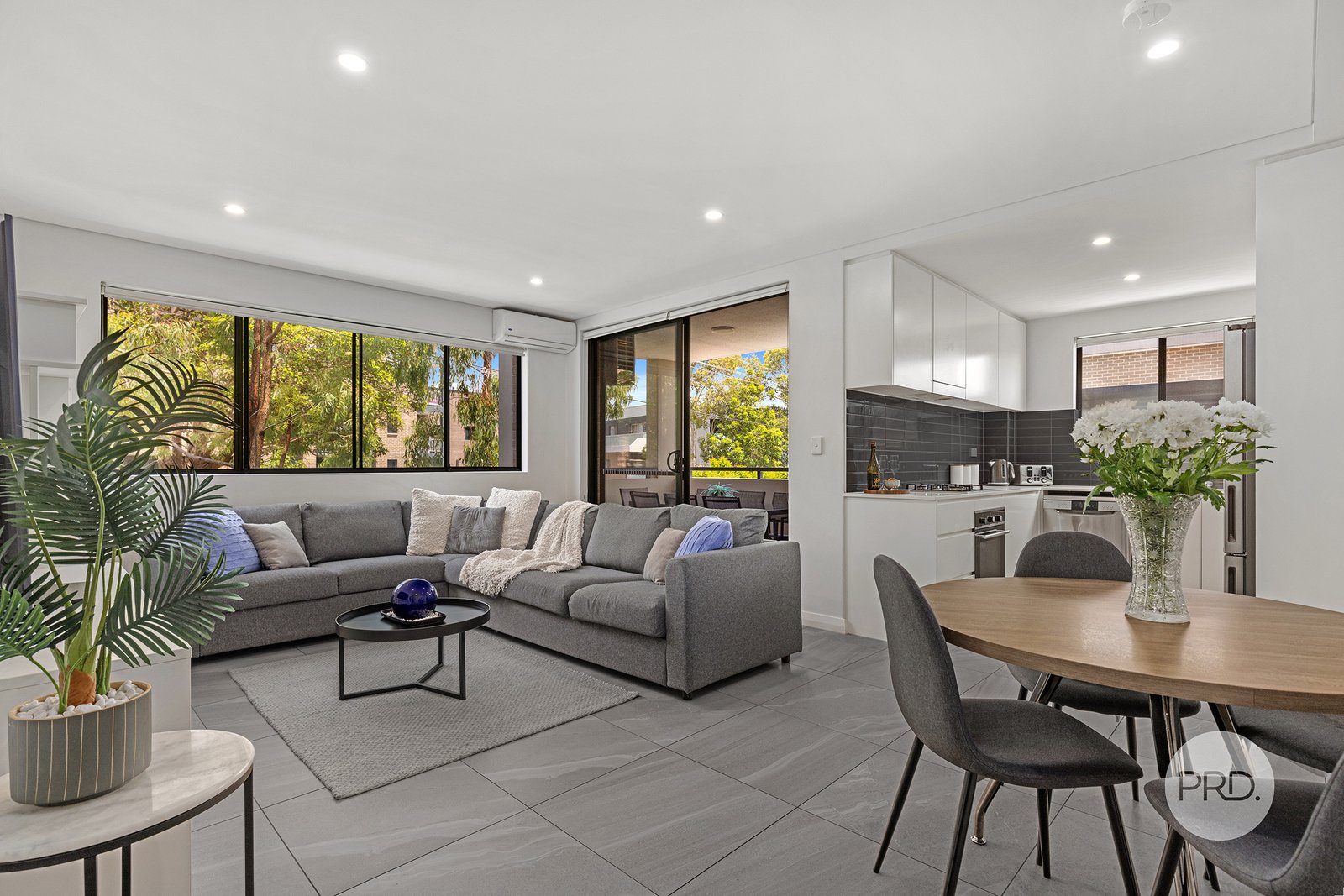 7/26-28 Gover Street PEAKHURST 1