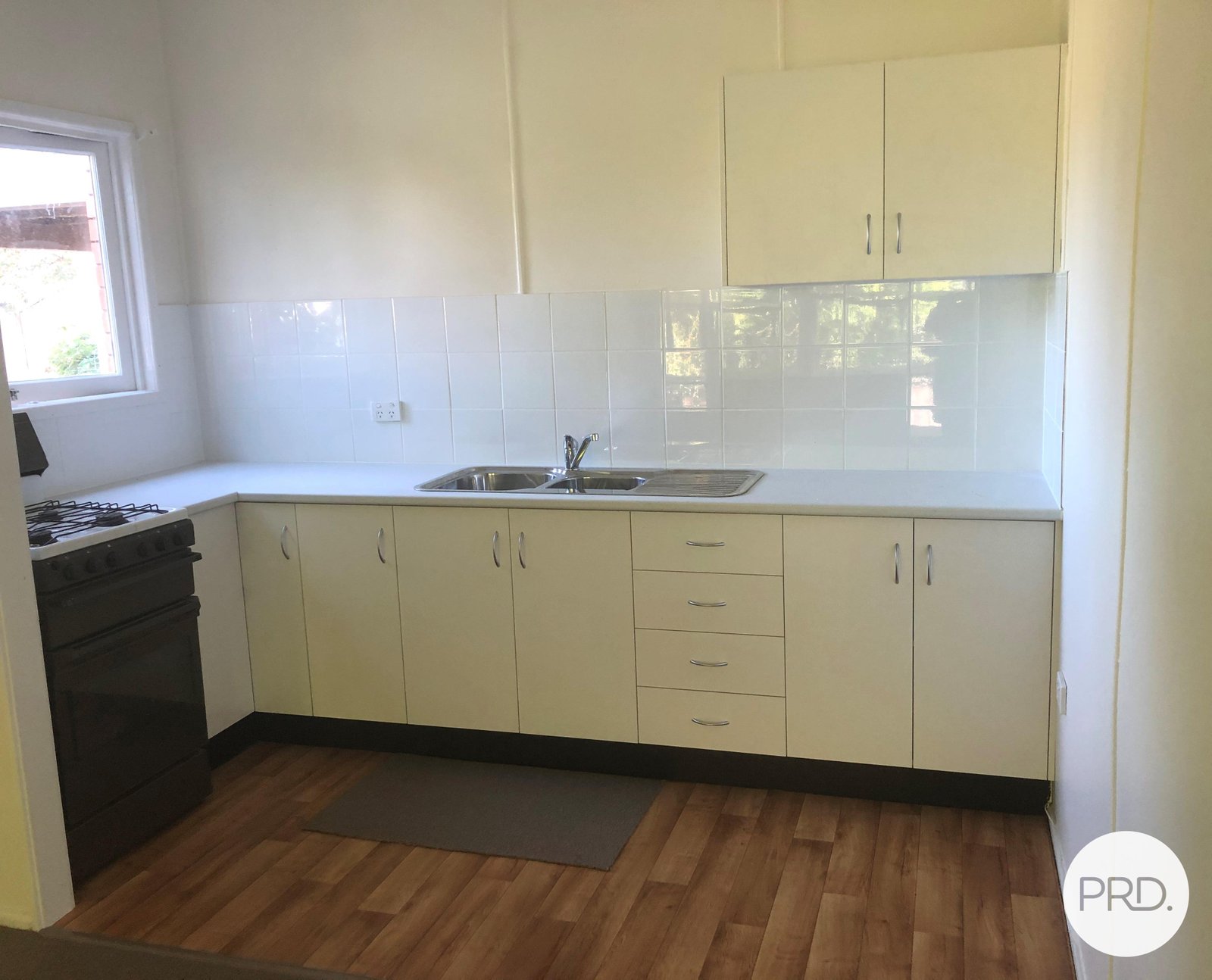 7/27 Cook Street NORTHGATE 3