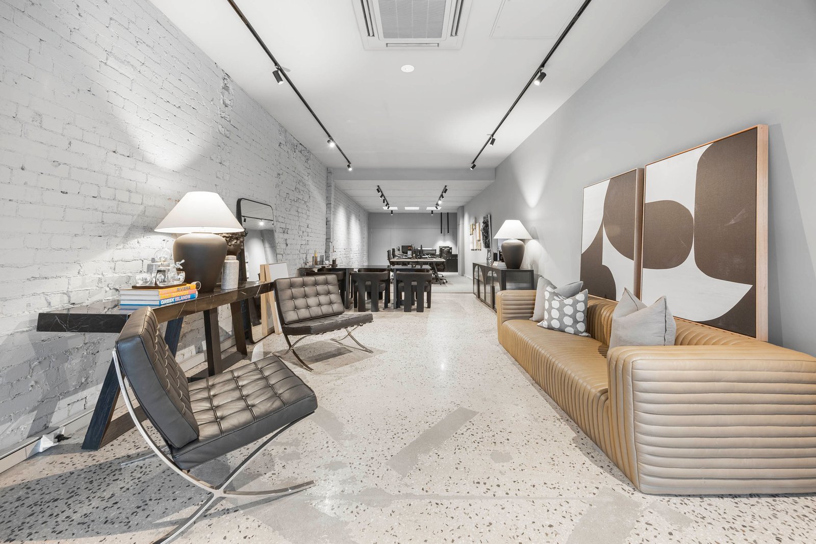 Gallery: 727 Sturt Street