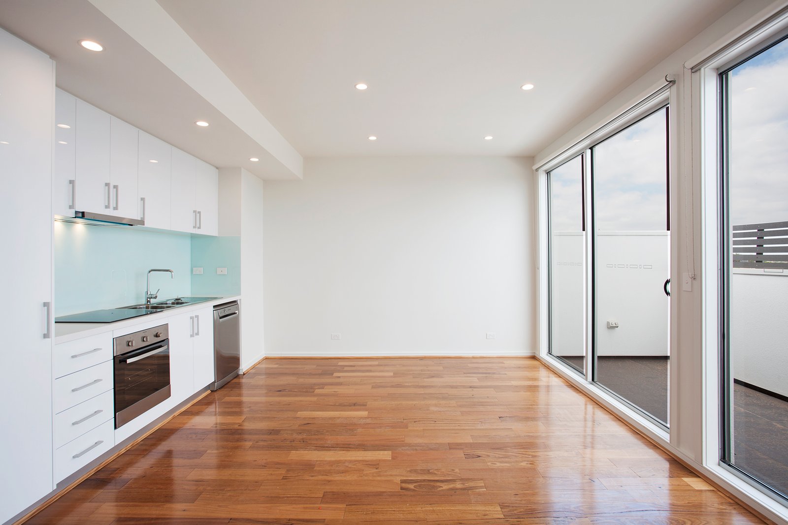 Gallery: 7/270 Centre Road