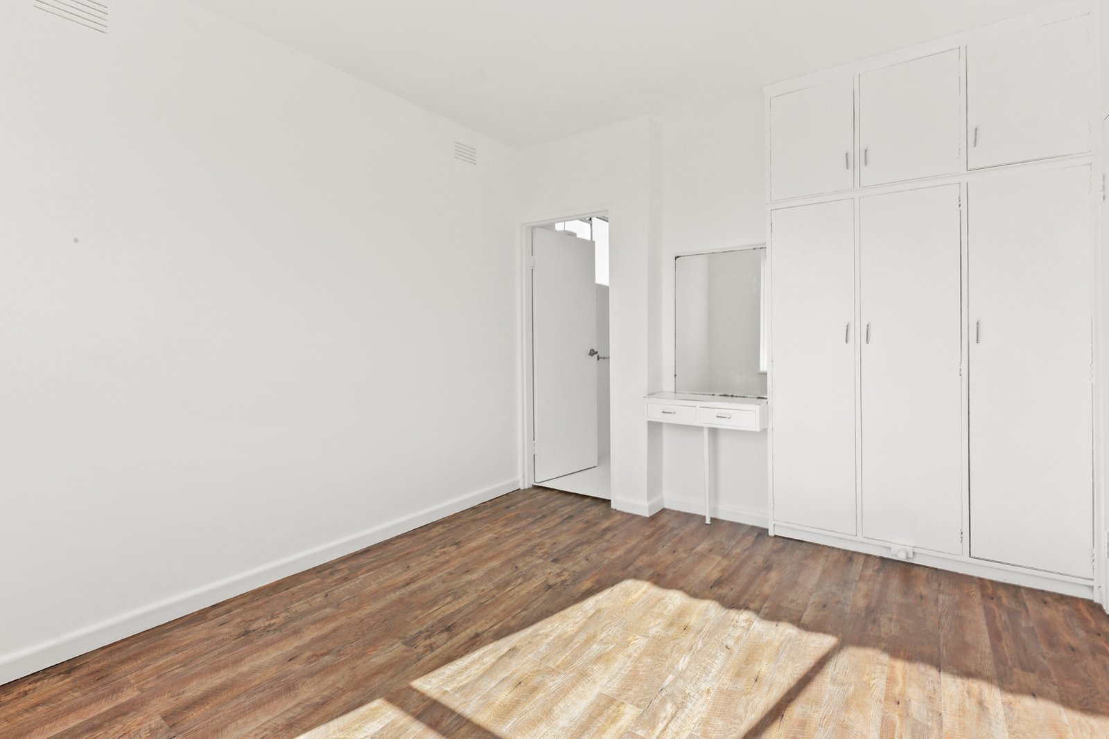 Gallery: 7/275 Burnley Street