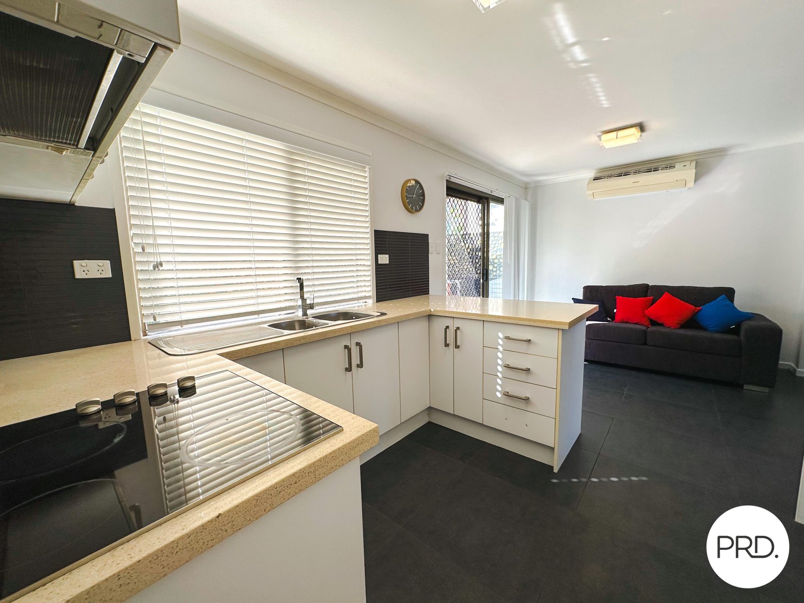 7/28 PARKSIDE Street TANNUM SANDS 7