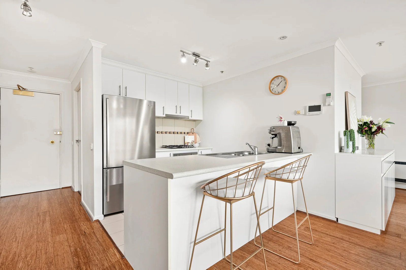 Gallery: 72/88 Park Street