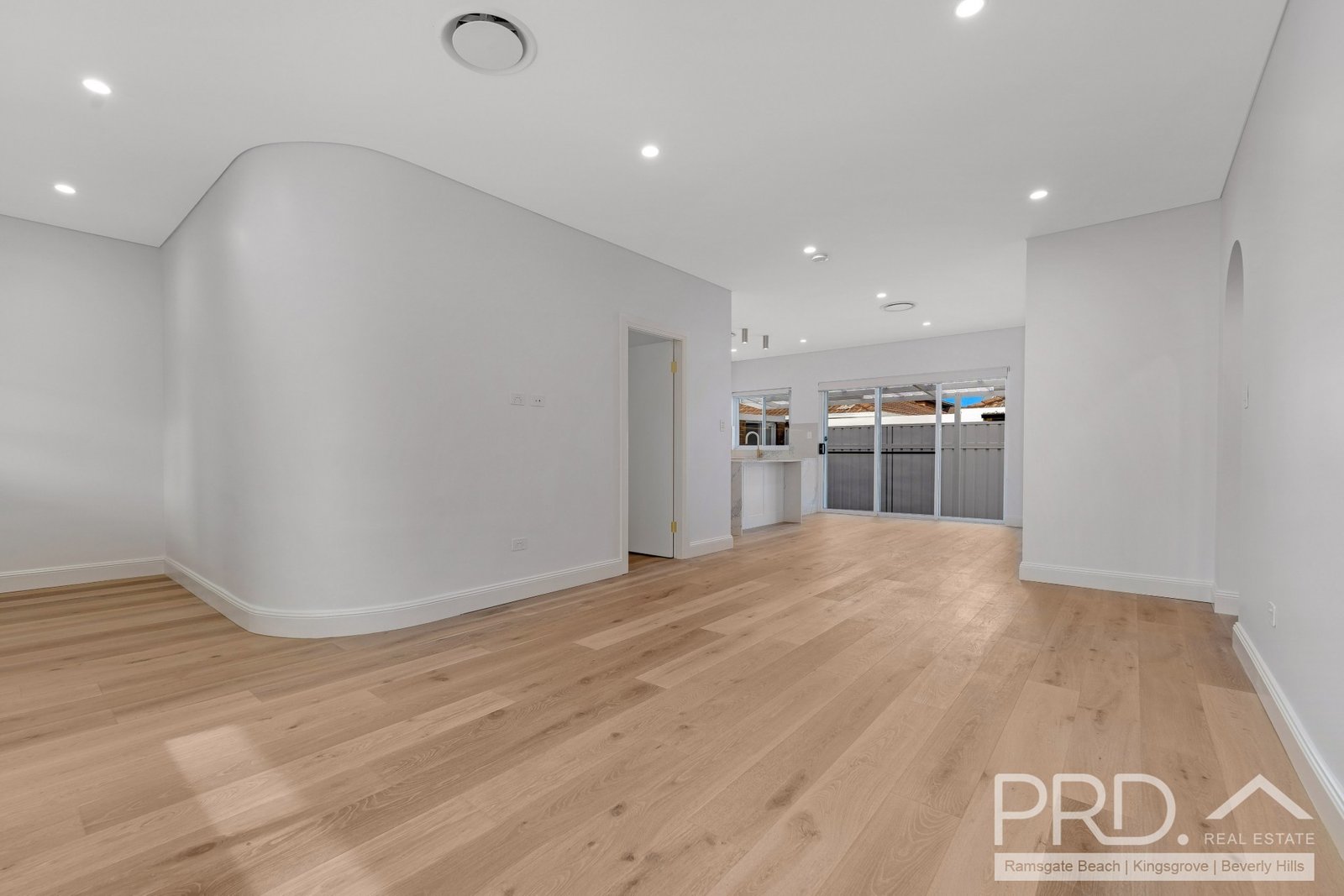 7/29-33 Walter Street SANS SOUCI 3