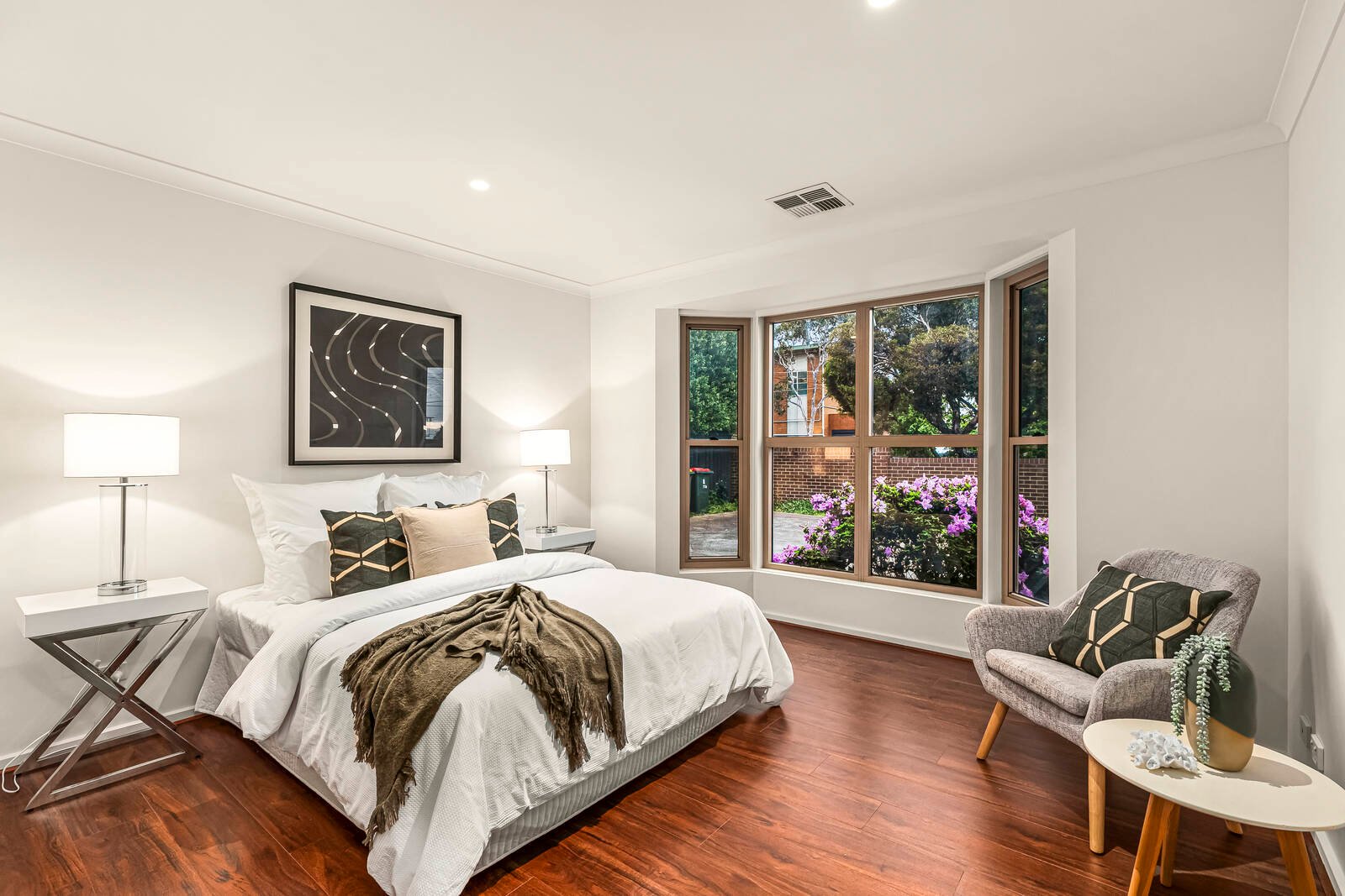 Real Estate and Property in 729 Canterbury Road, Surrey Hills, VIC