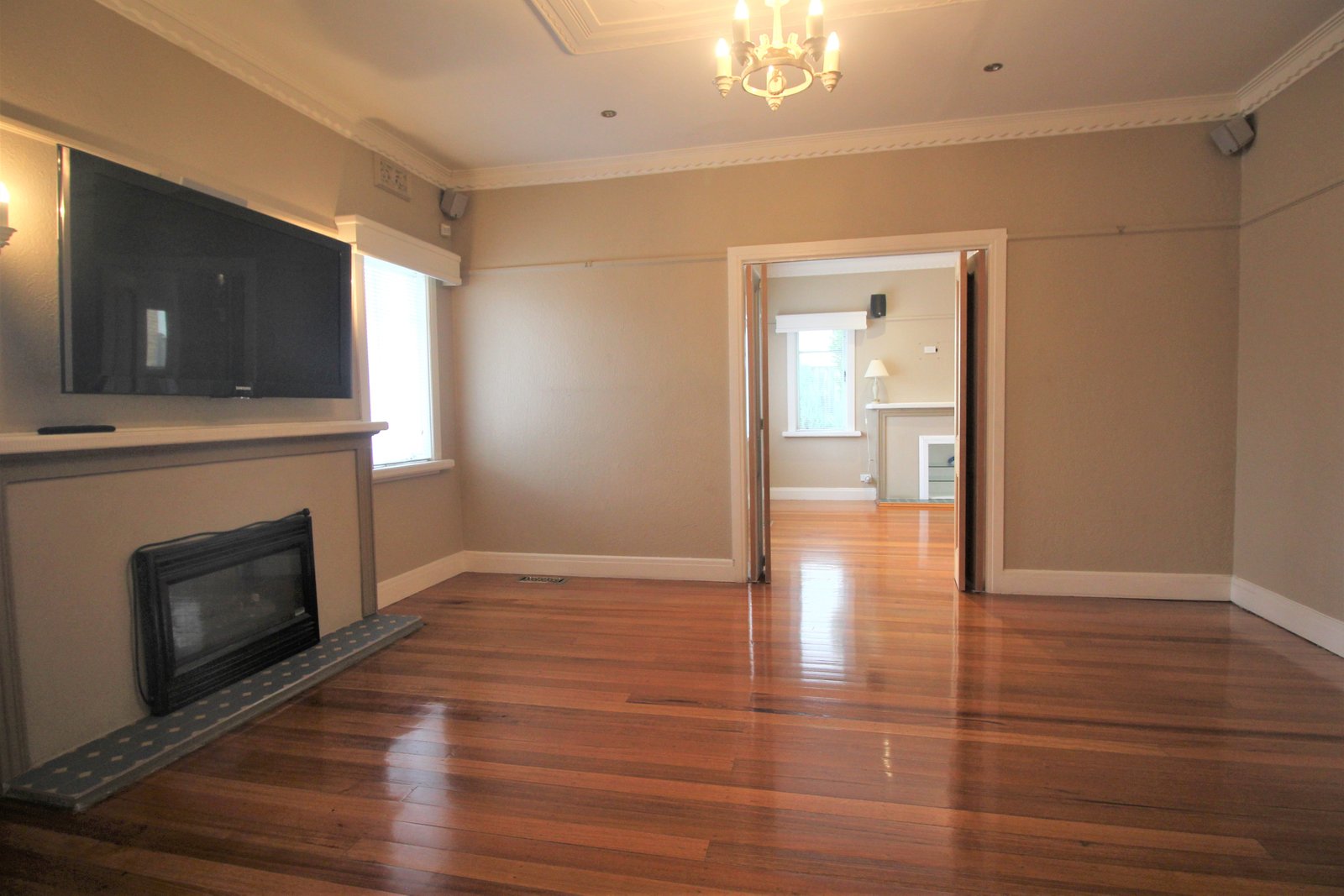 Gallery: 729 Warrigal Road