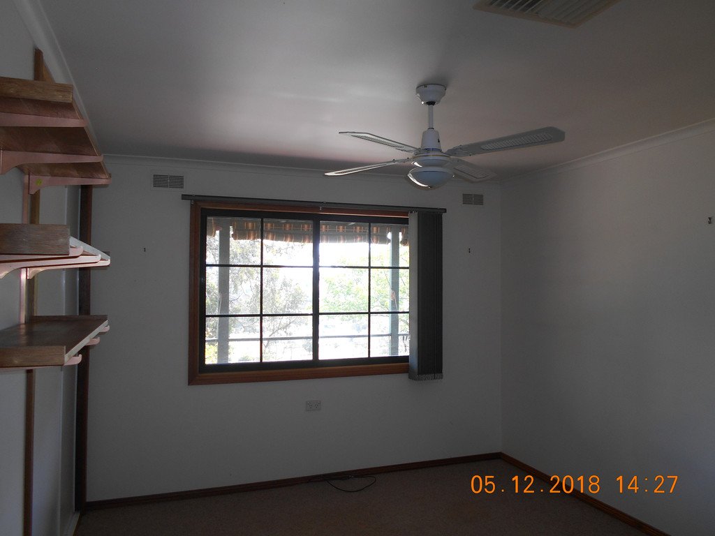 72A Carey Street TUMUT 5