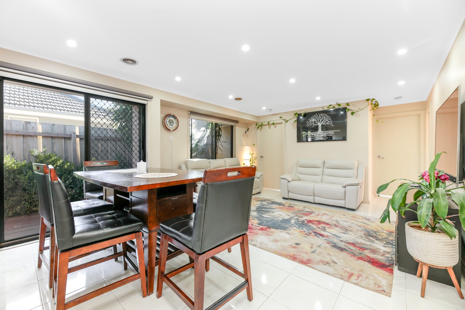 Gallery: 72A Clarinda Road