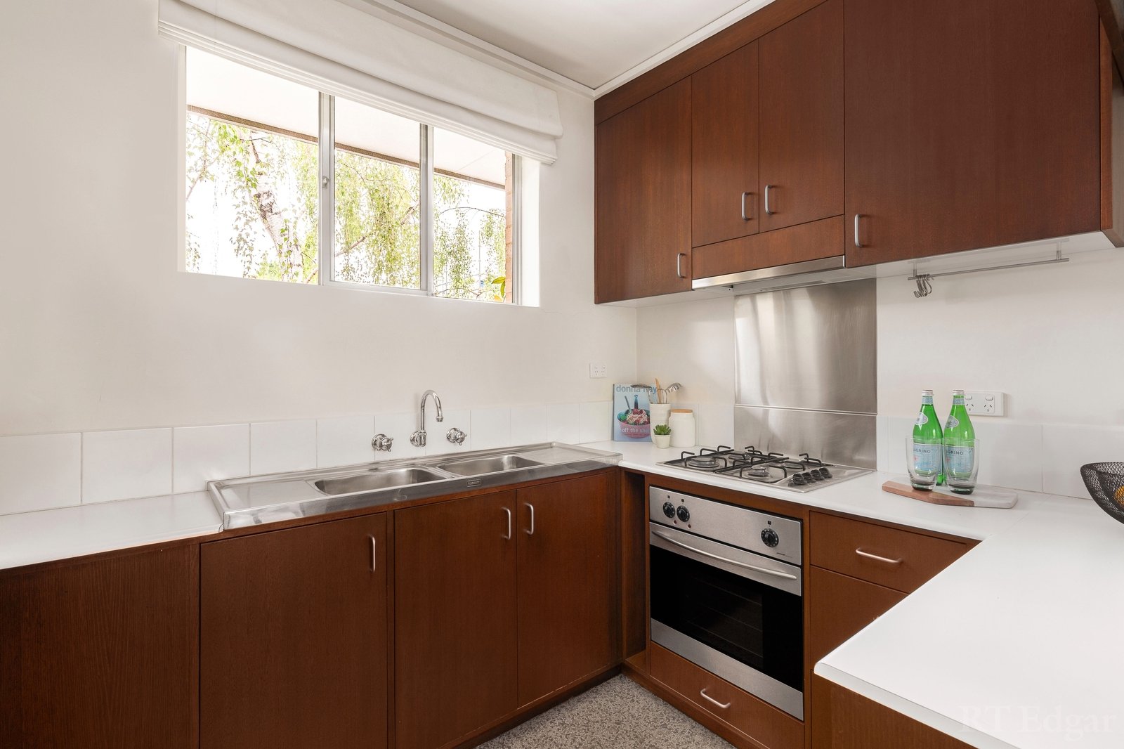 Real Estate and Property in 7/2A Myoora Road, Toorak, VIC