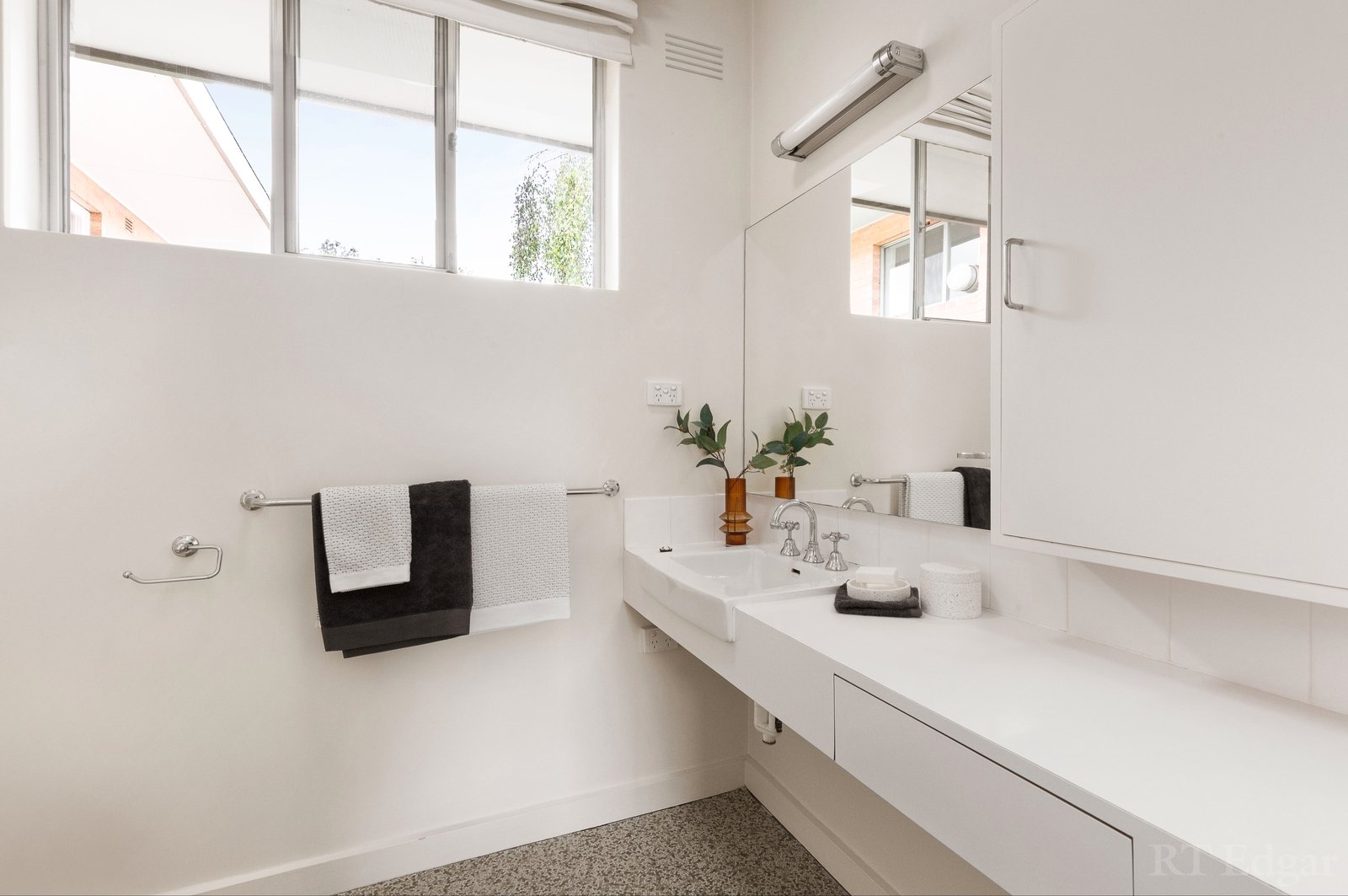 Real Estate and Property in 7/2A Myoora Road, Toorak, VIC