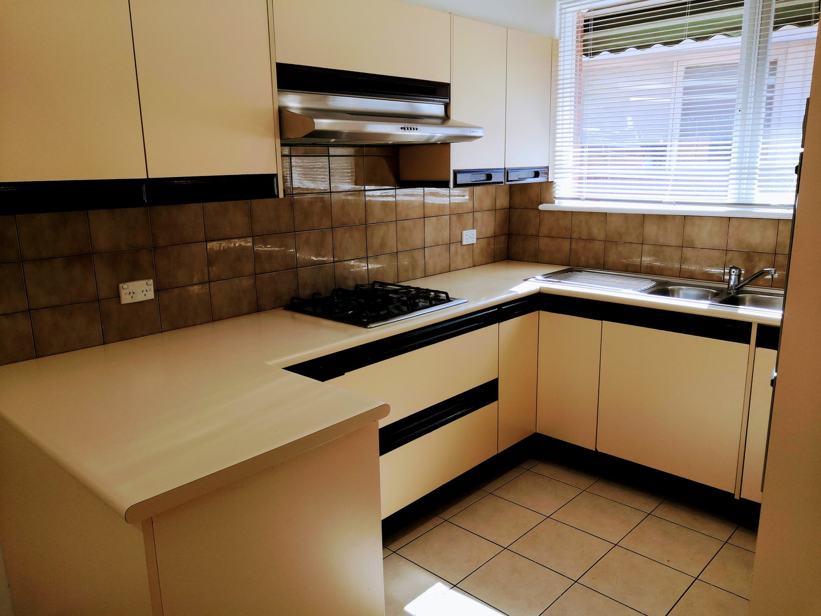Gallery: 7/3-5 Gerard Street