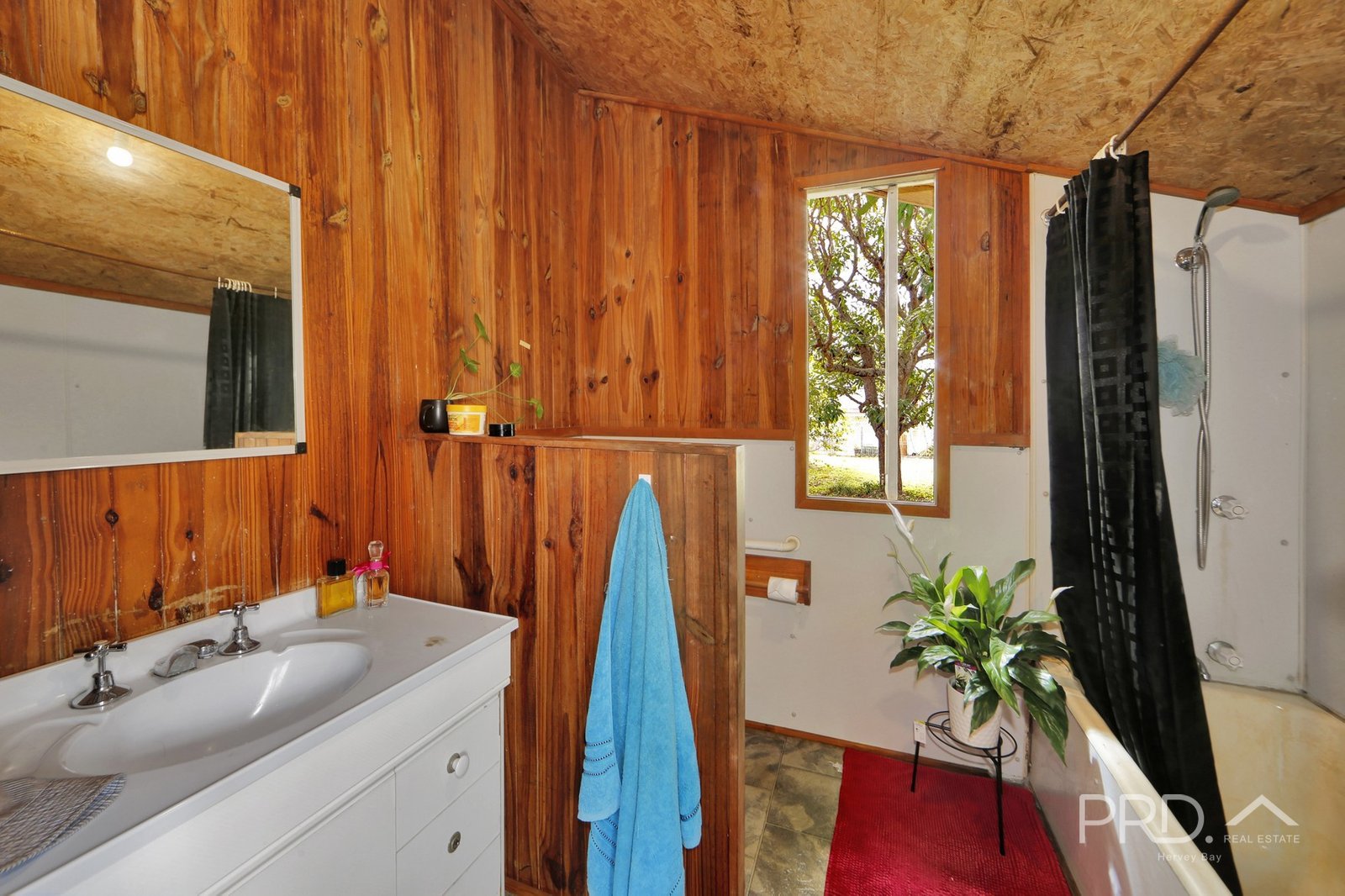 73-77 Miller Street URANGAN 25