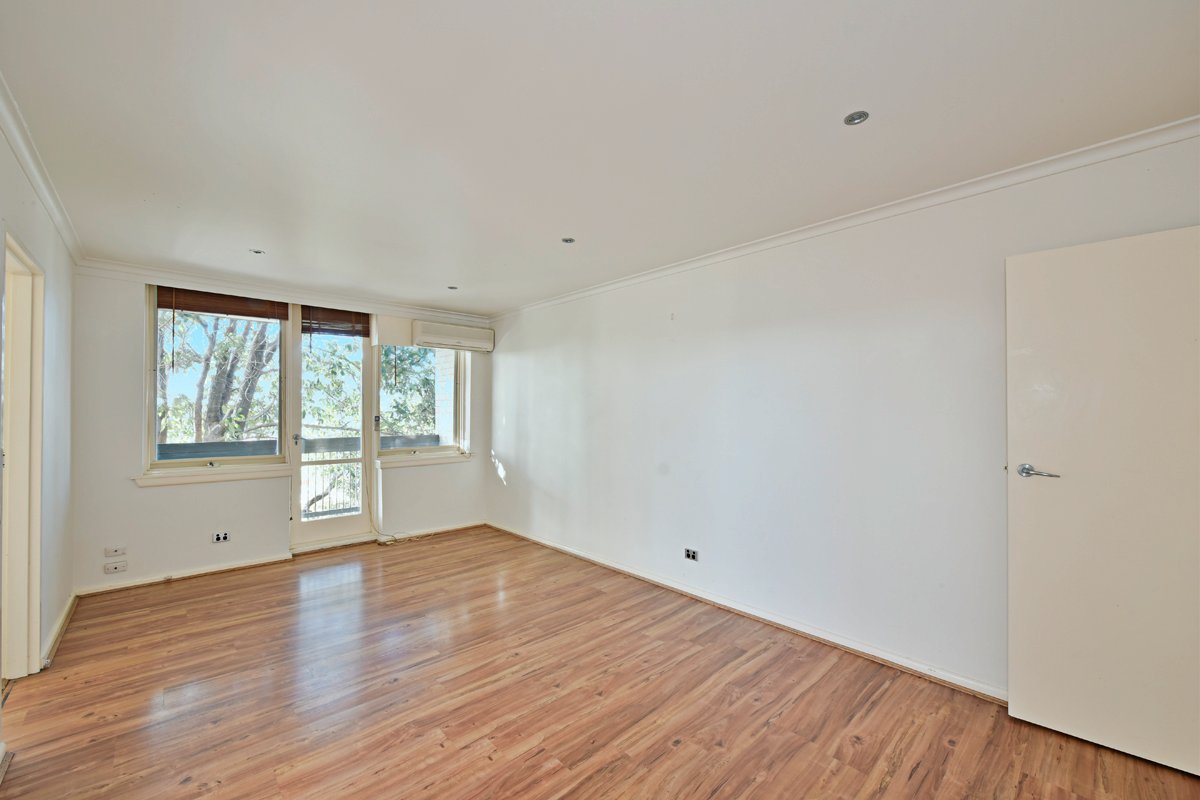 Gallery: 7/3 Acre Place