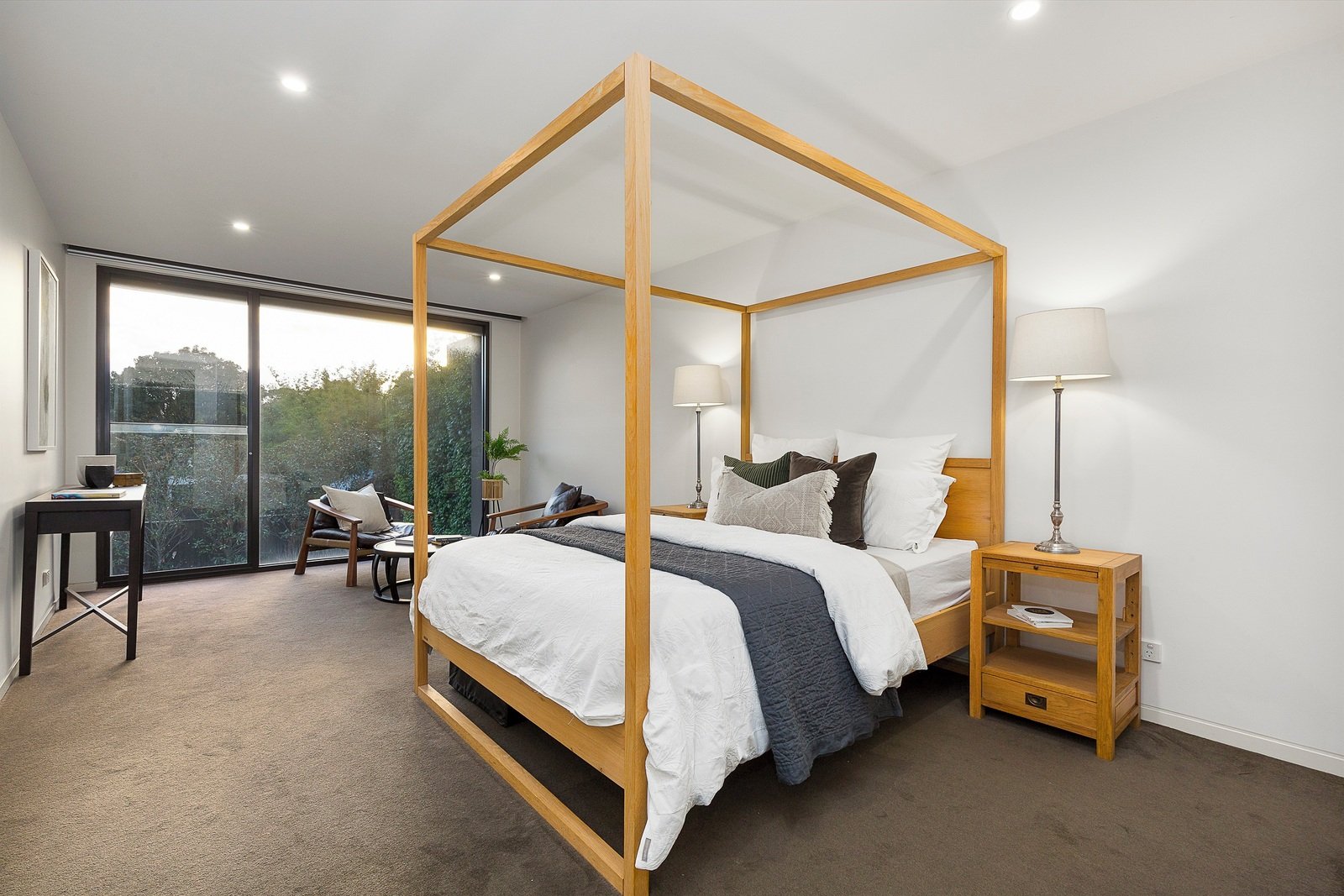 73 Asling Street, Brighton, 3186