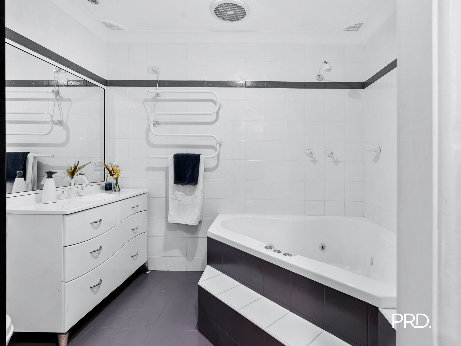 73 Bee Farm Road SPRINGWOOD 8