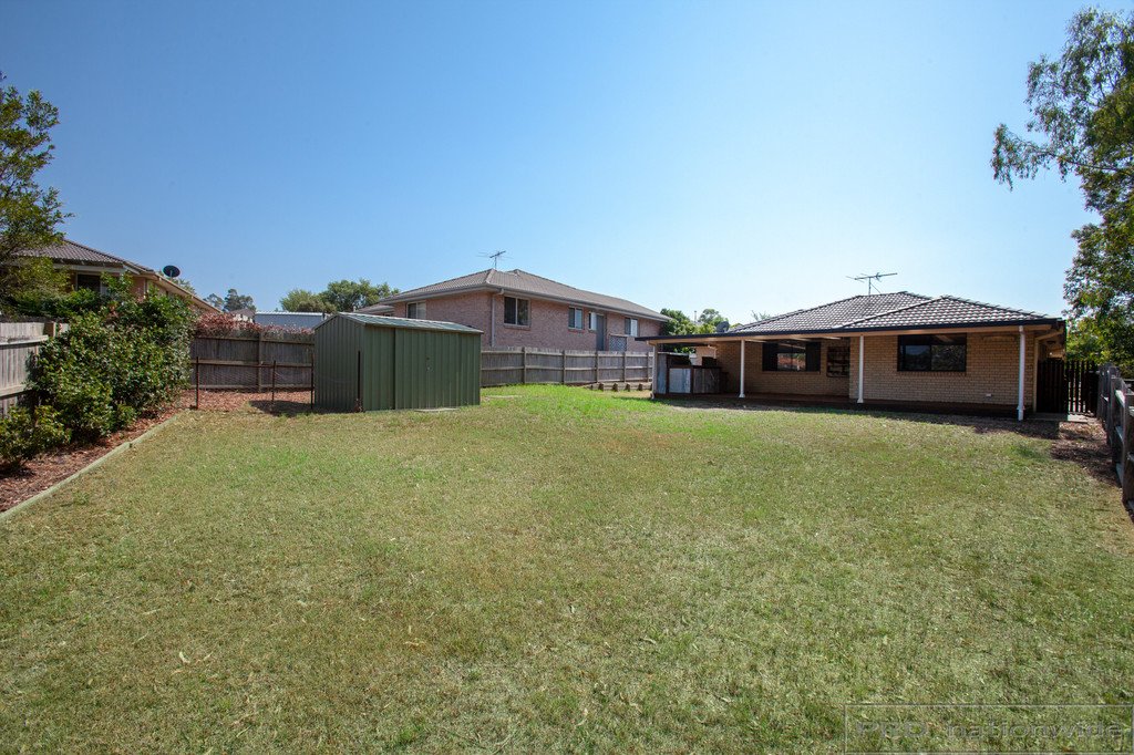 73 Birch Grove ABERGLASSLYN 14