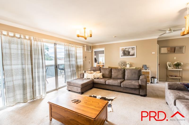 73 Calala Lane TAMWORTH 3