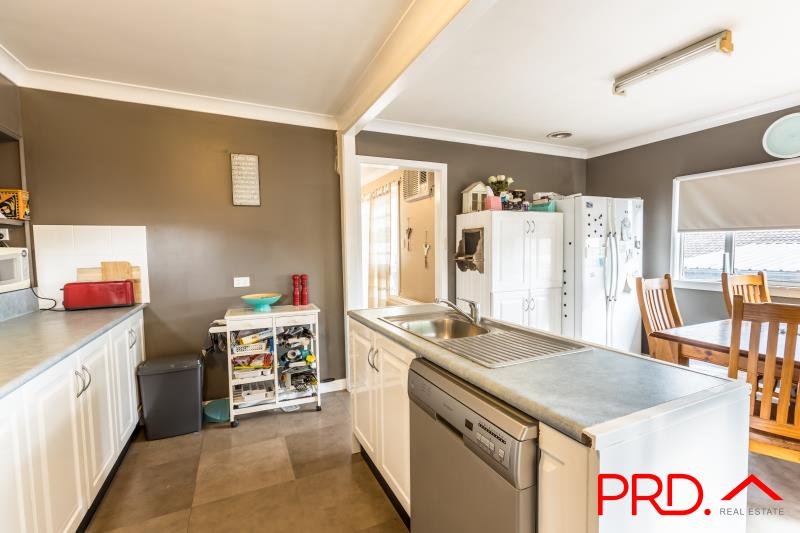 73 Calala Lane TAMWORTH 4