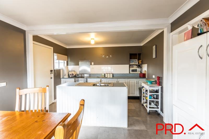 73 Calala Lane TAMWORTH 5