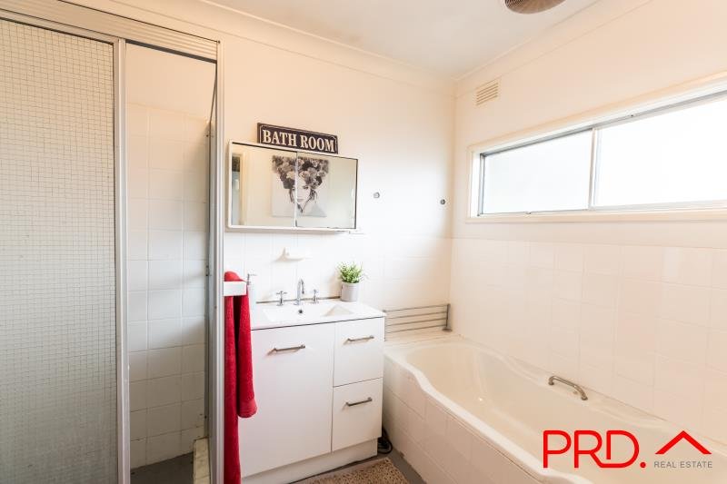 73 Calala Lane TAMWORTH 7