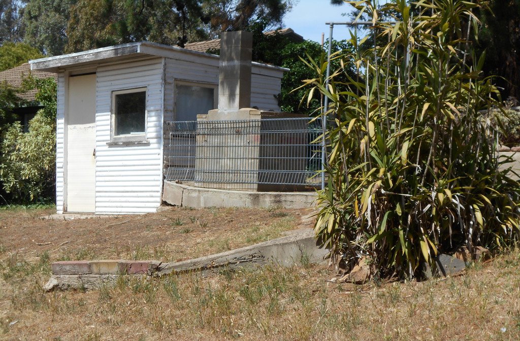 73 Dalhunty Street TUMUT 19