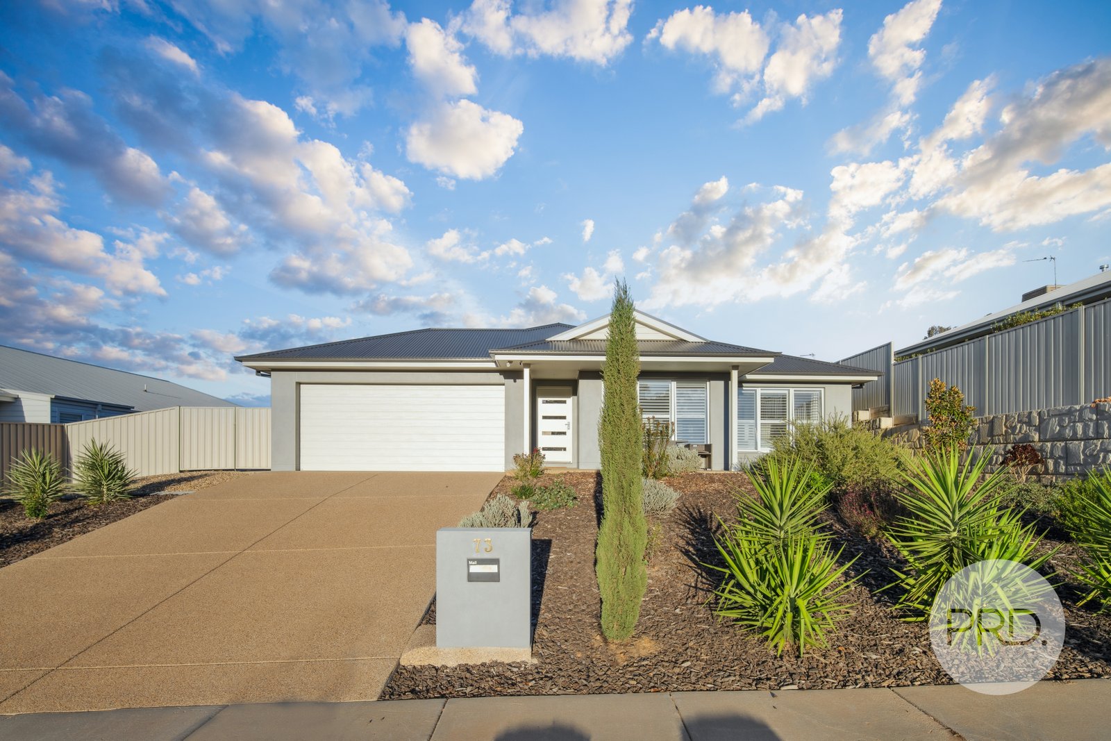 73 Deakin Avenue LLOYD 1