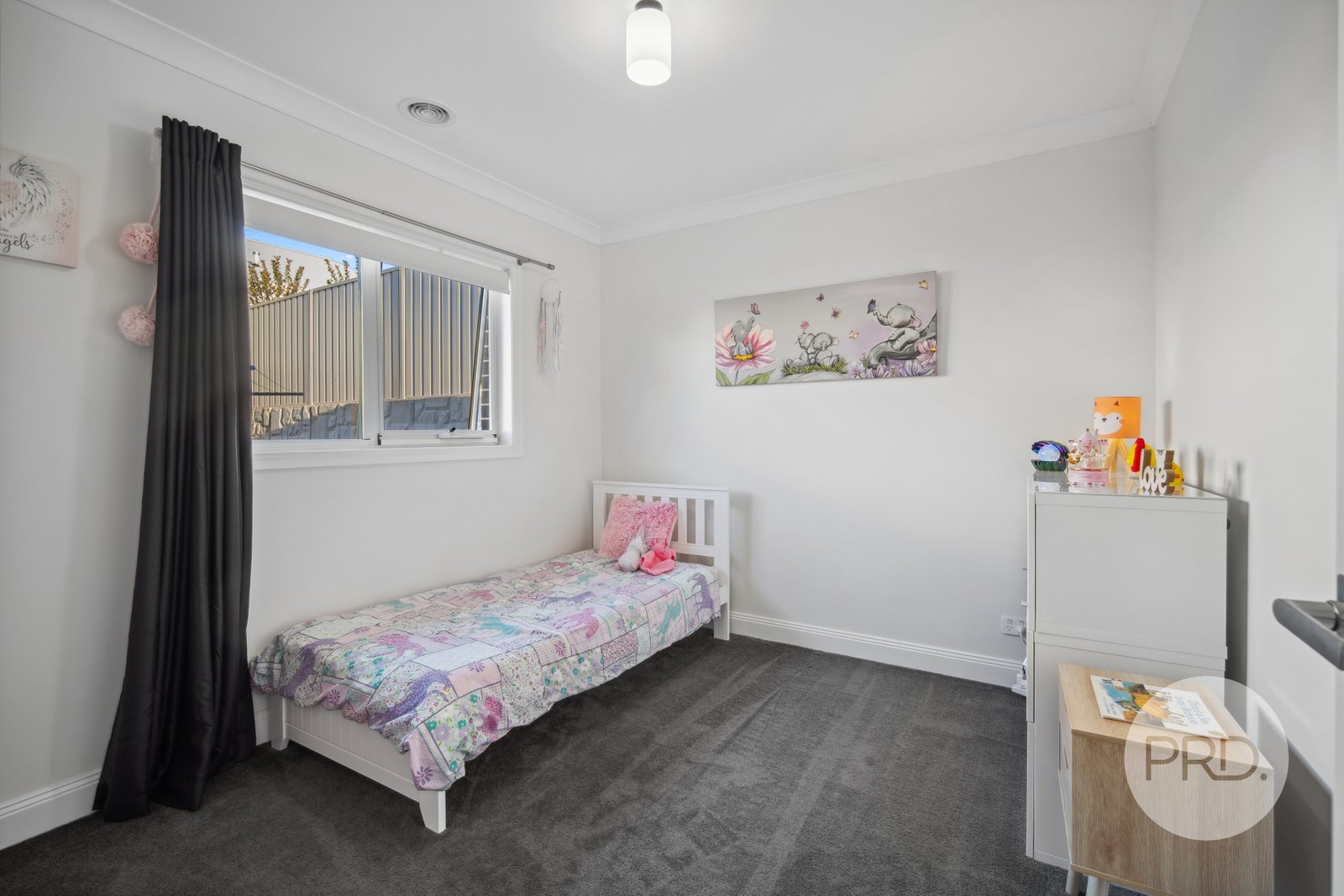 73 Deakin Avenue LLOYD 11