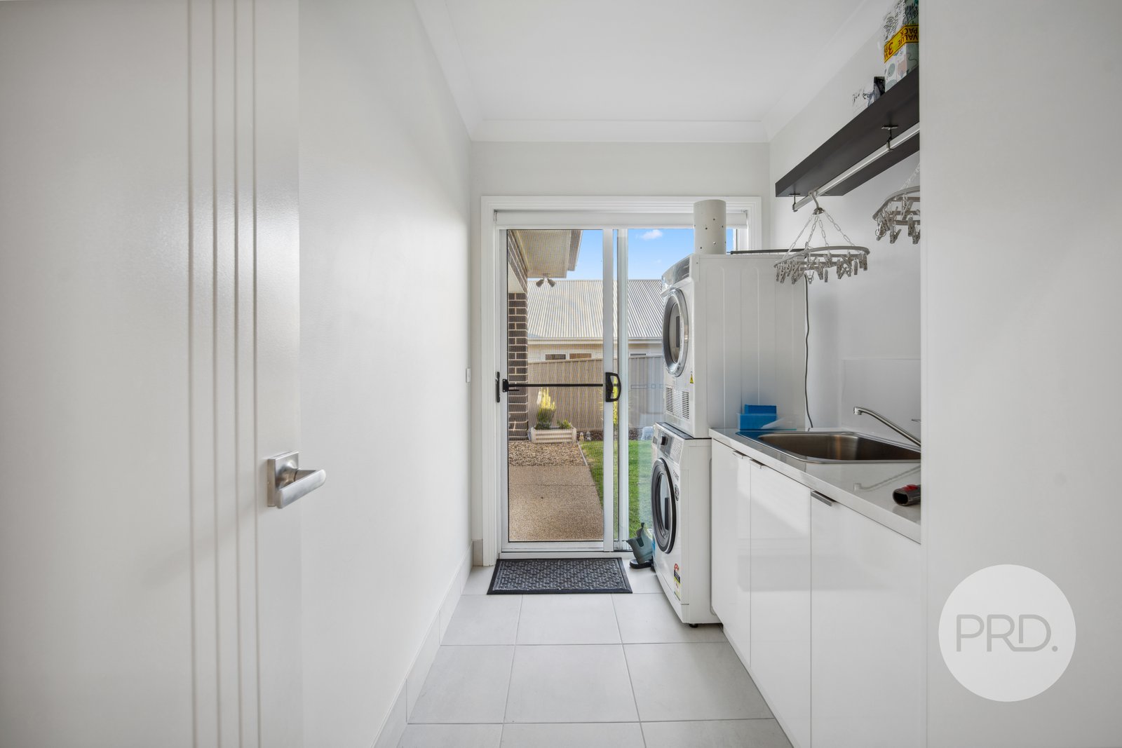 73 Deakin Avenue LLOYD 14