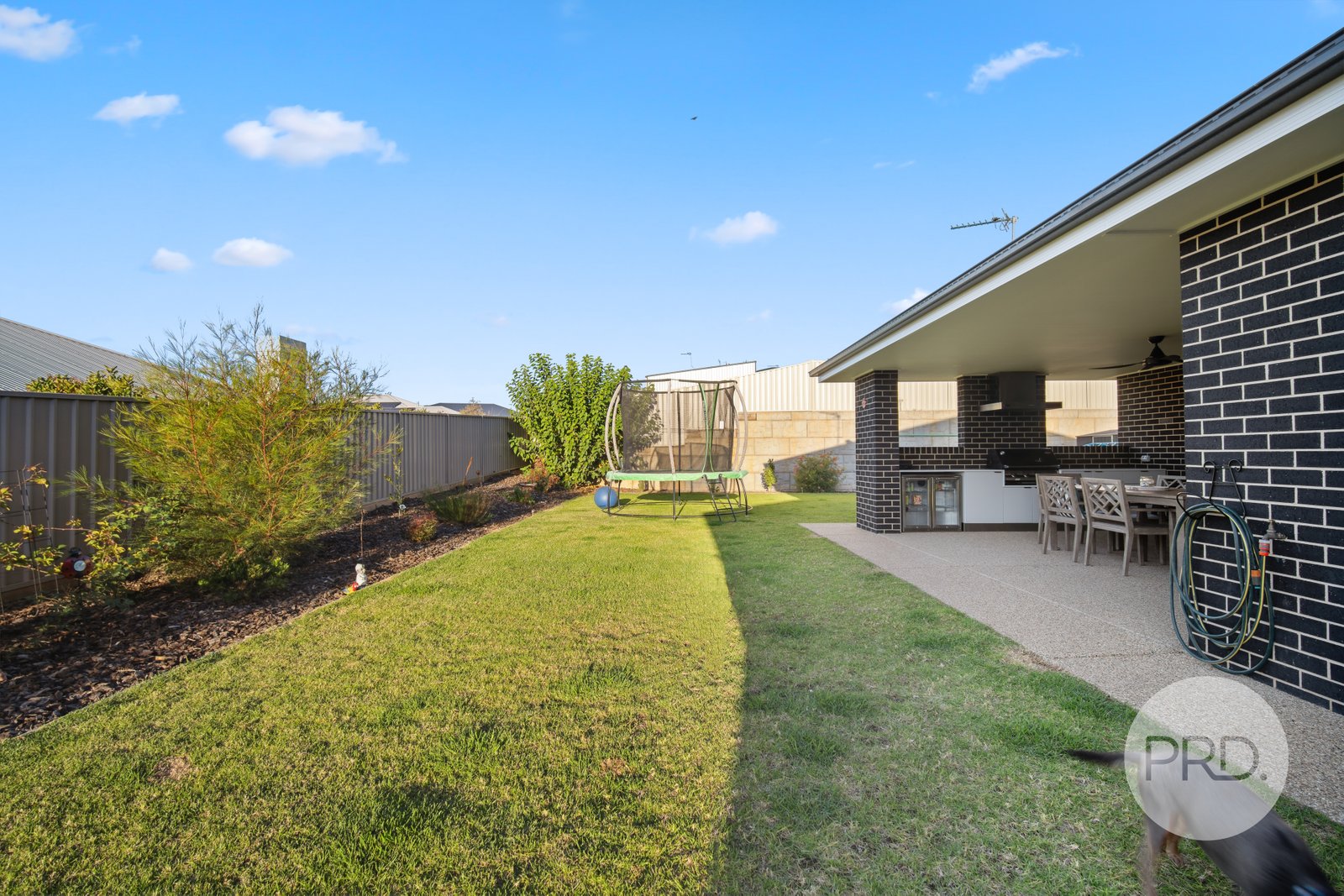 73 Deakin Avenue LLOYD 21