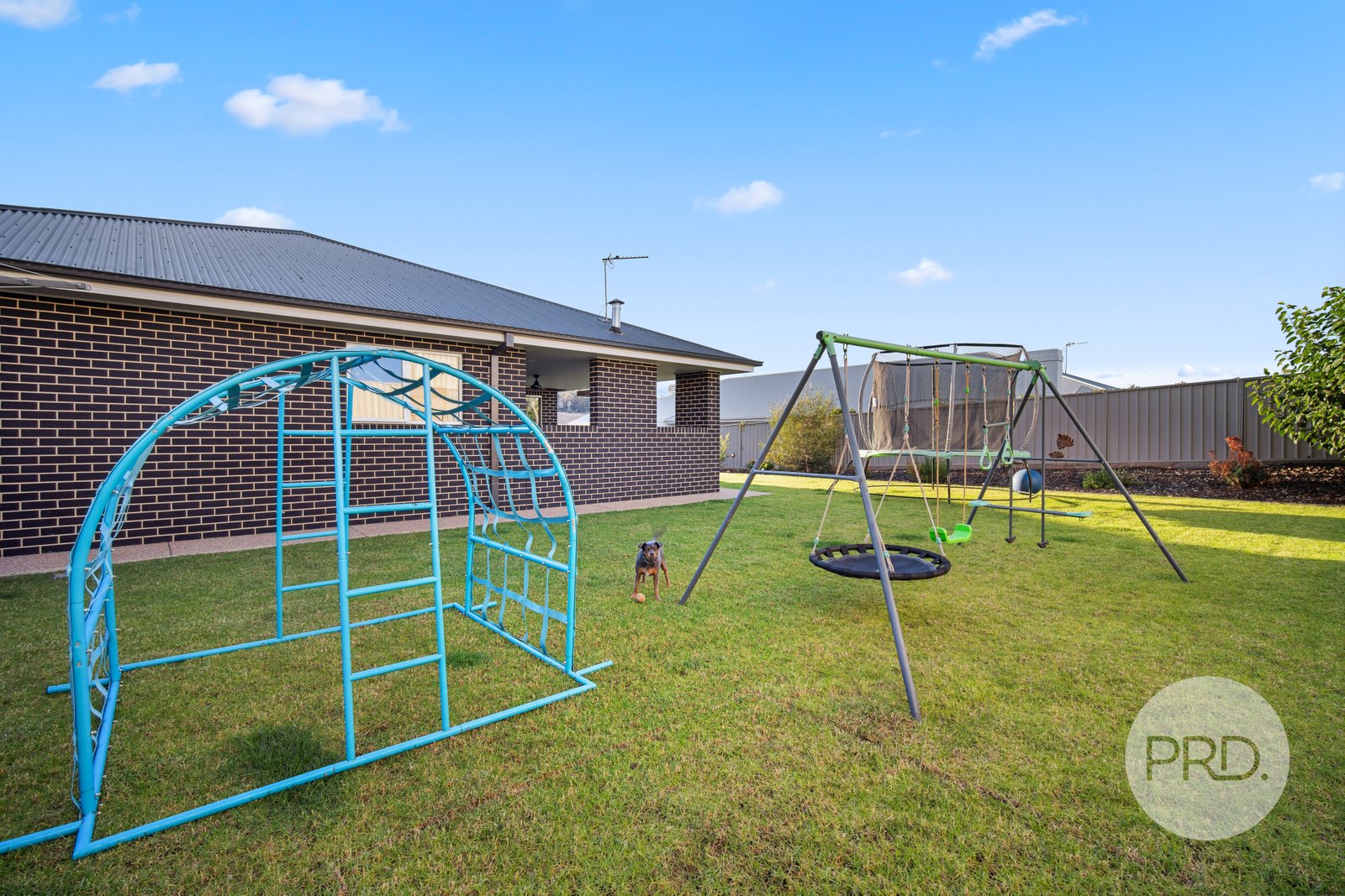 73 Deakin Avenue LLOYD 22