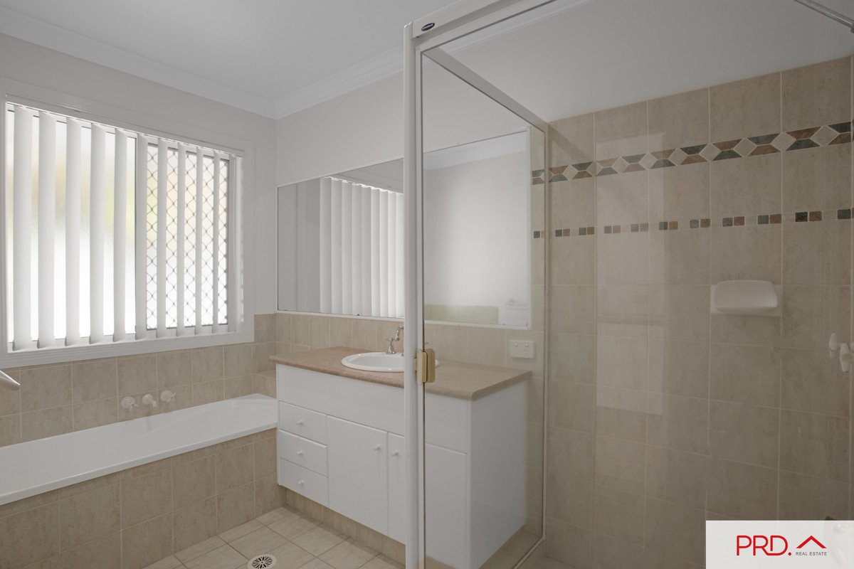 73 Dipper Drive Burleigh Waters 14