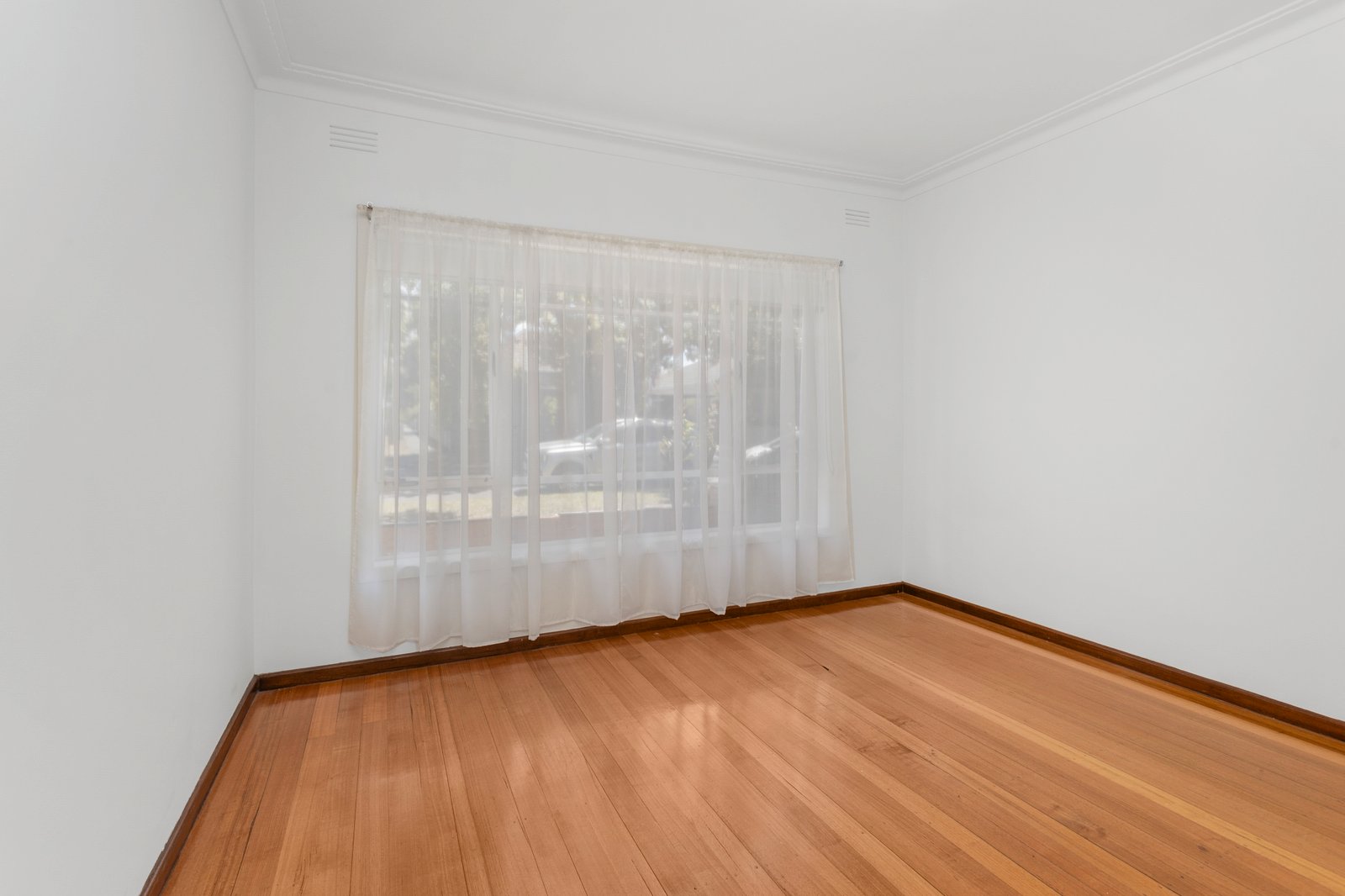 Gallery: 73 Fehon Street