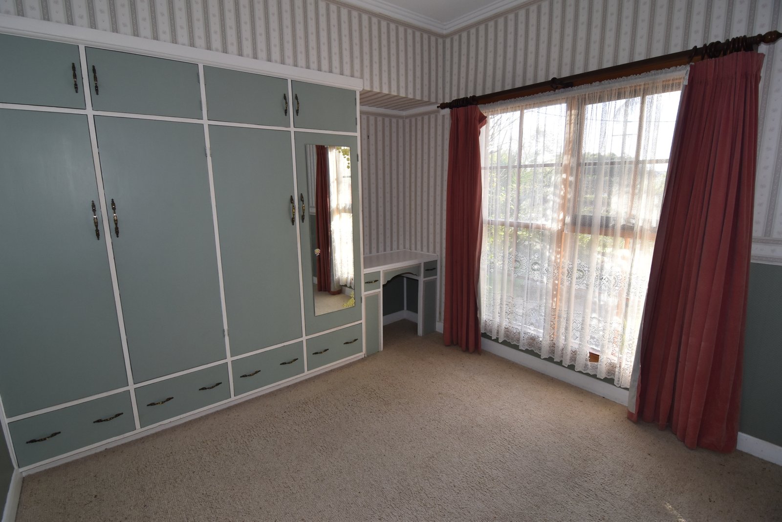 Gallery: 73 Francis Street