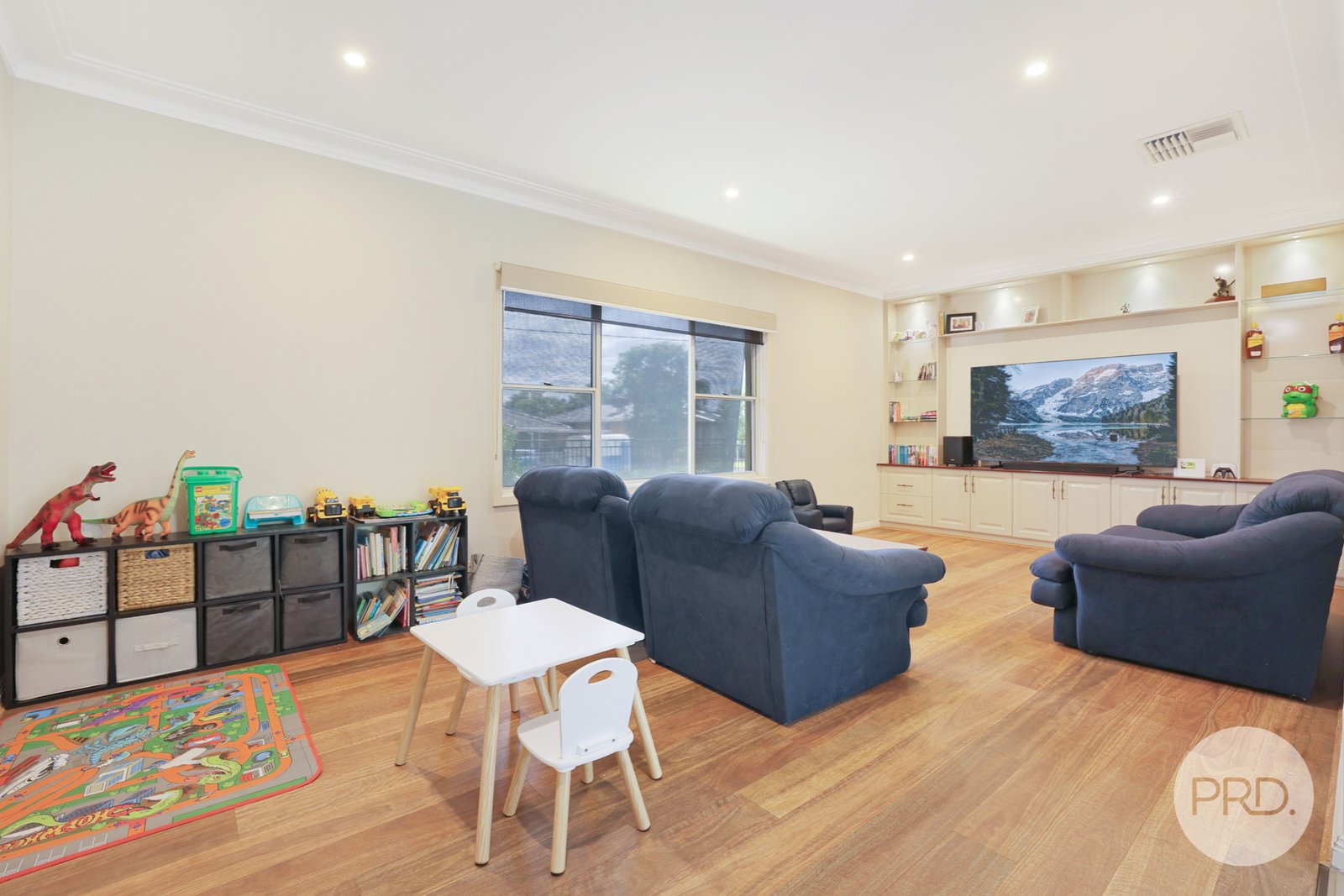 73 Garden Street TAMWORTH 16