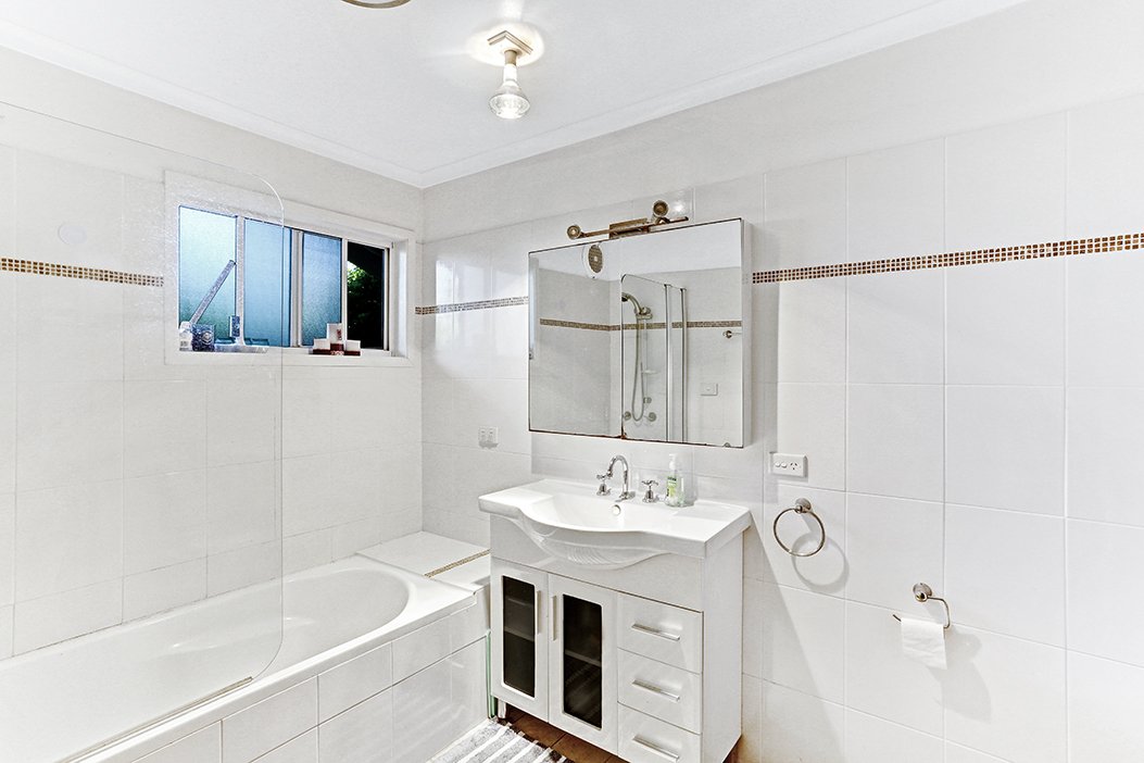 73 Government Road SHOAL BAY 9