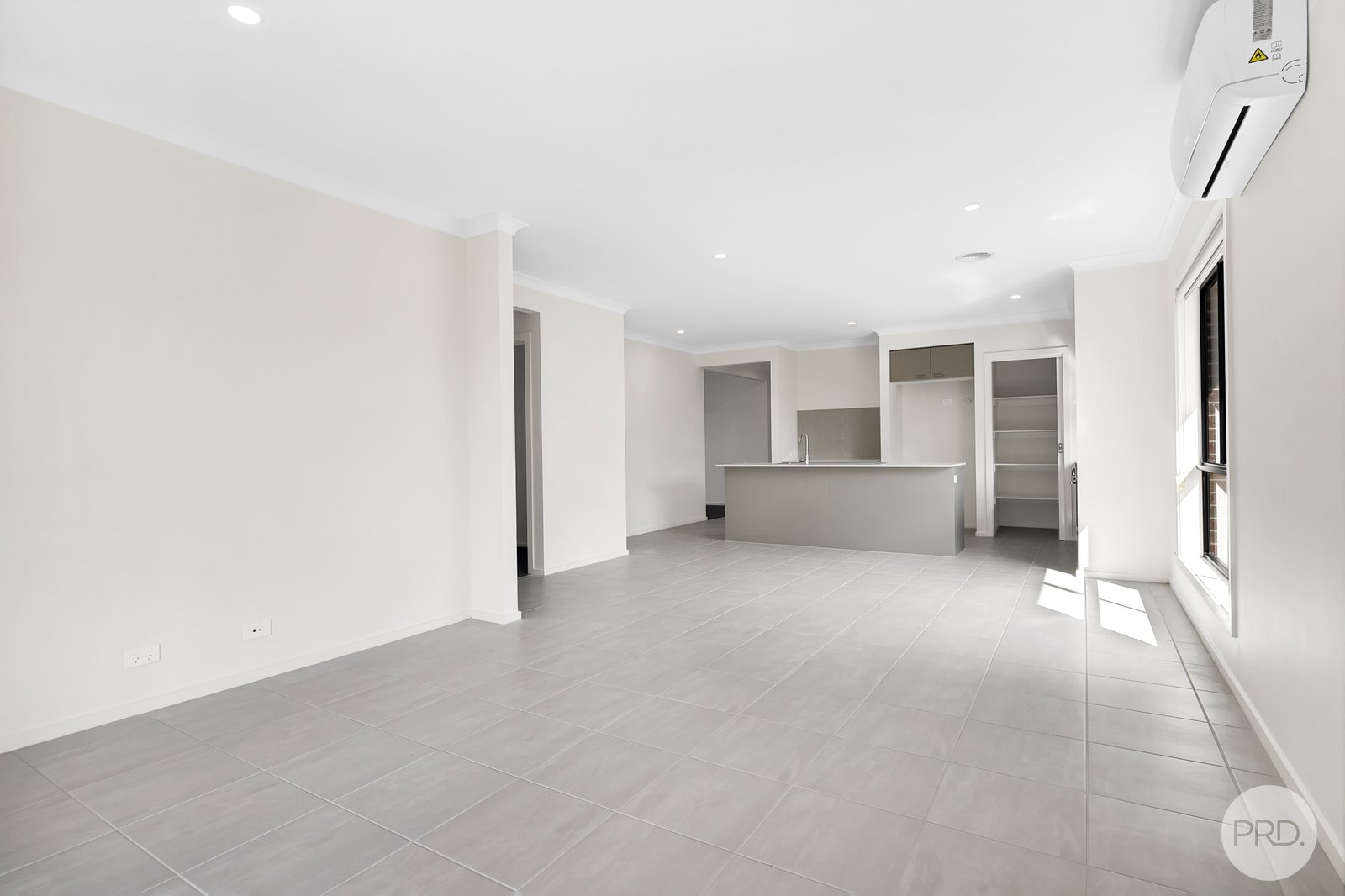 73 Grainger Parade LUCAS 8