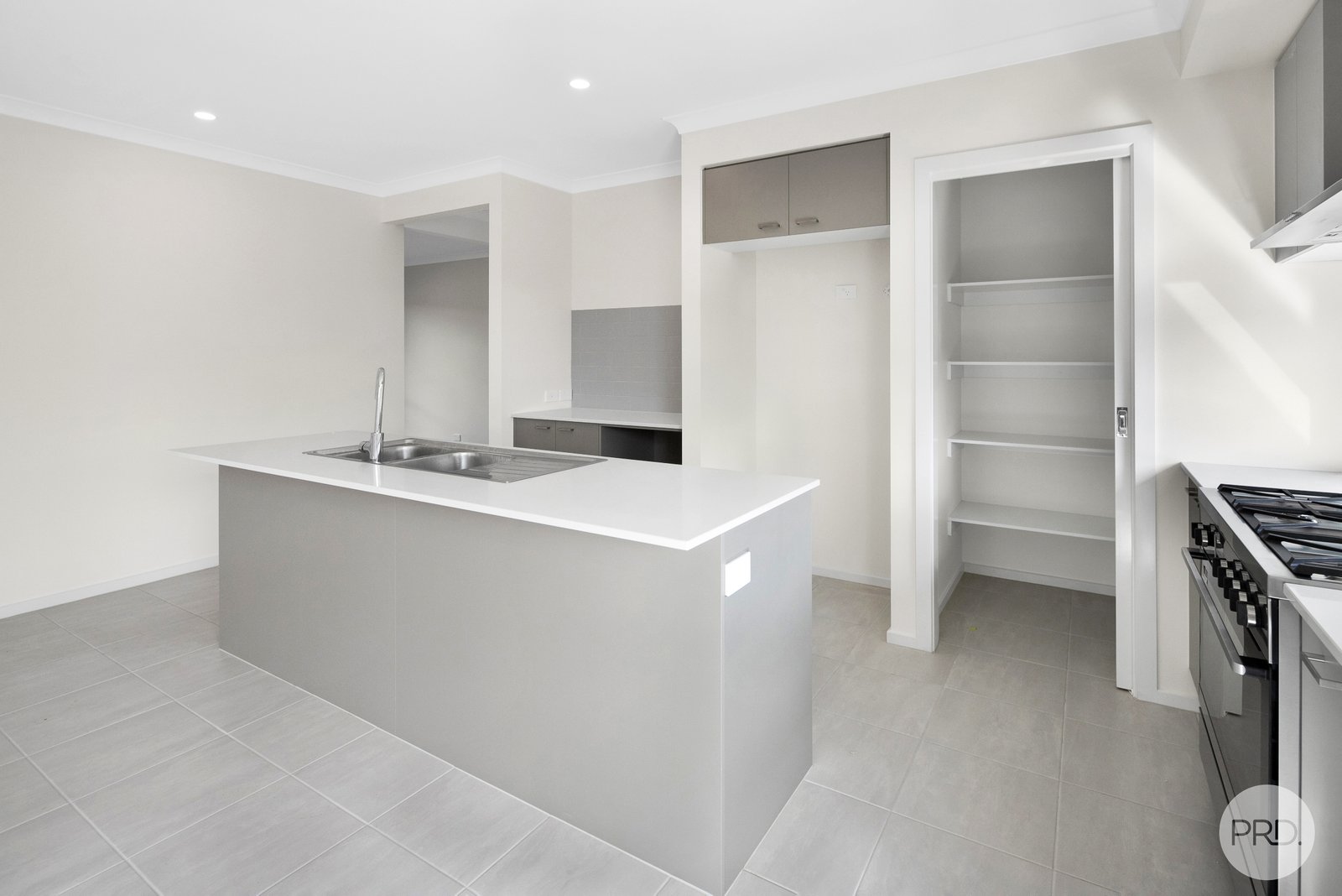 73 Grainger Parade LUCAS 7