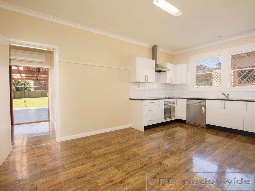 73 High Street EAST MAITLAND 4