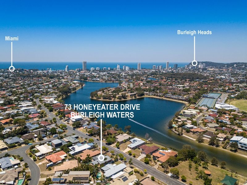 73 Honeyeater Drive BURLEIGH WATERS 16