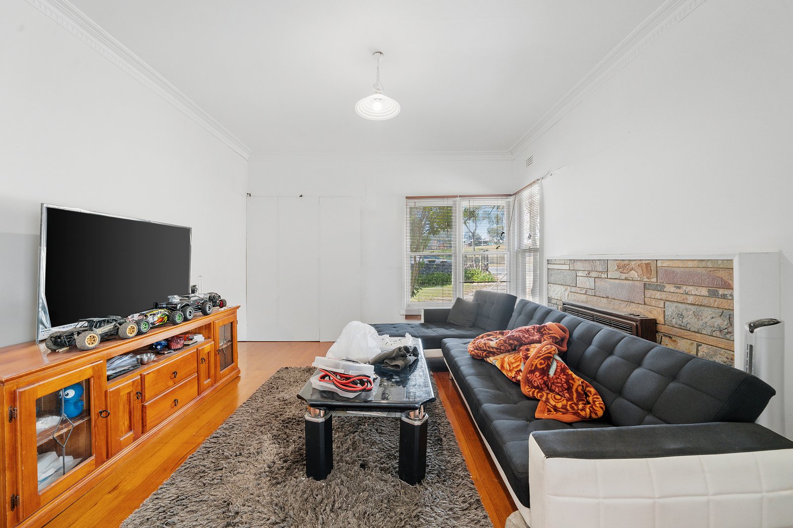 Gallery: 73 Huntingdale Road