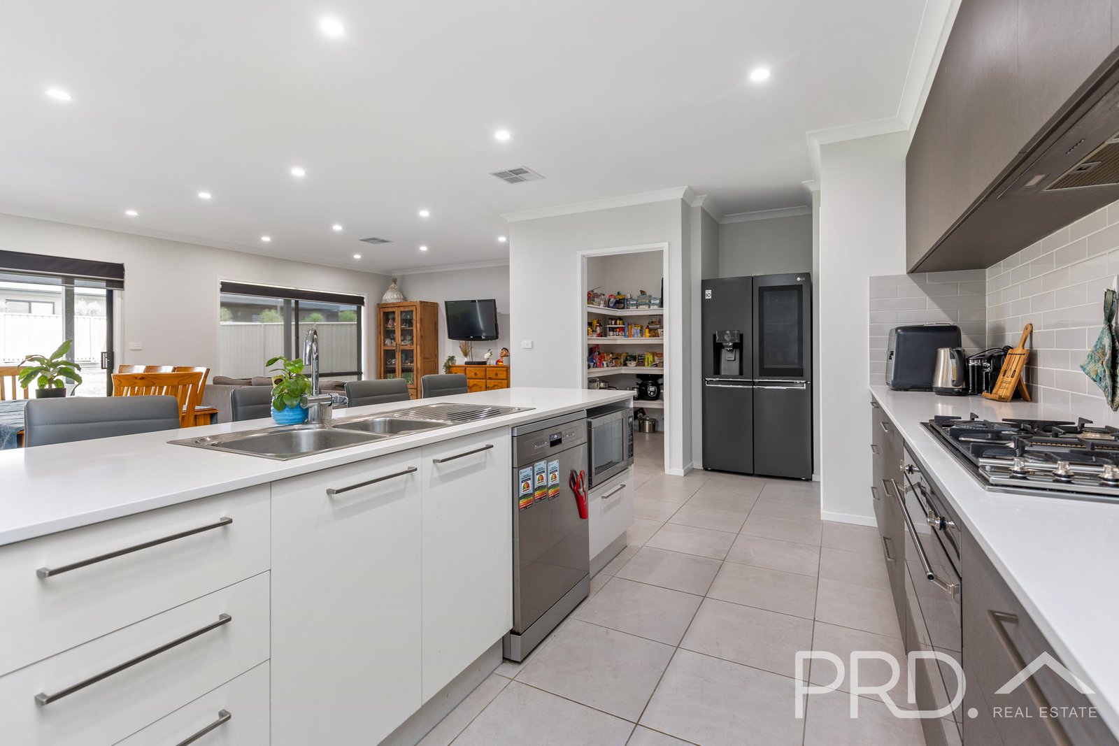 73 Jeffery Circuit TUMUT 2