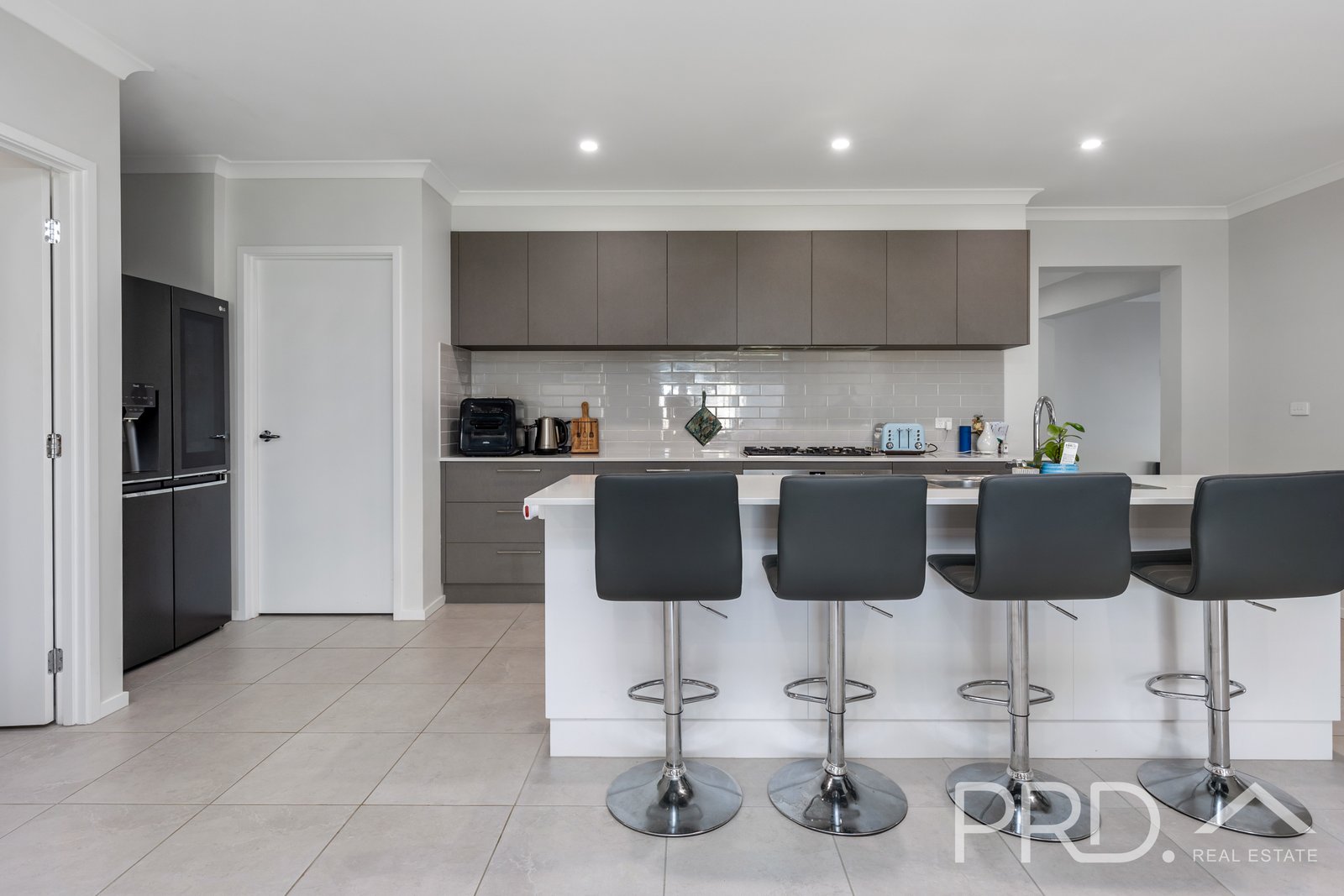 73 Jeffery Circuit TUMUT 3